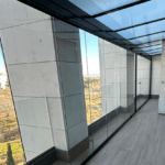La mejor empresa de cortina de cristal en Madrid